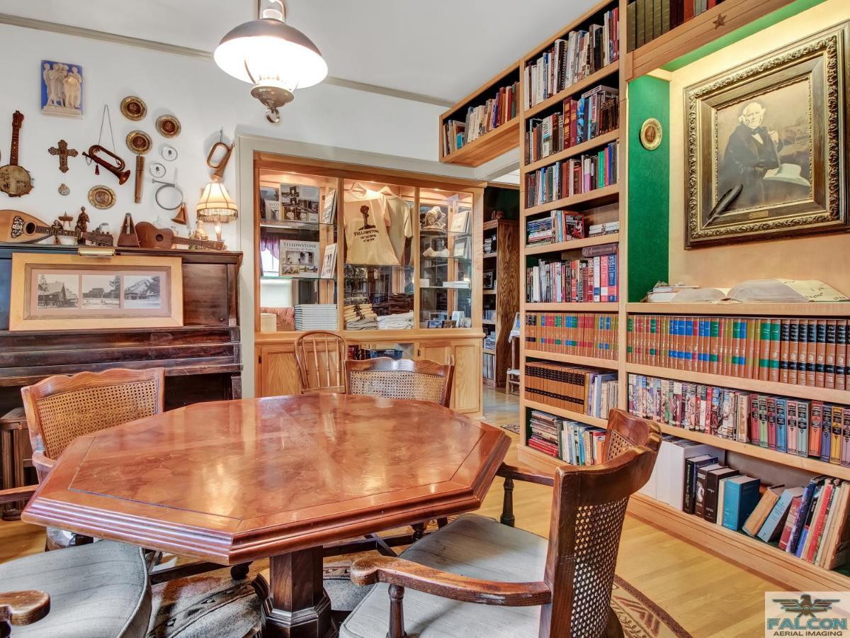 Robins Nest Bed & Breakfast Cody Dış mekan fotoğraf