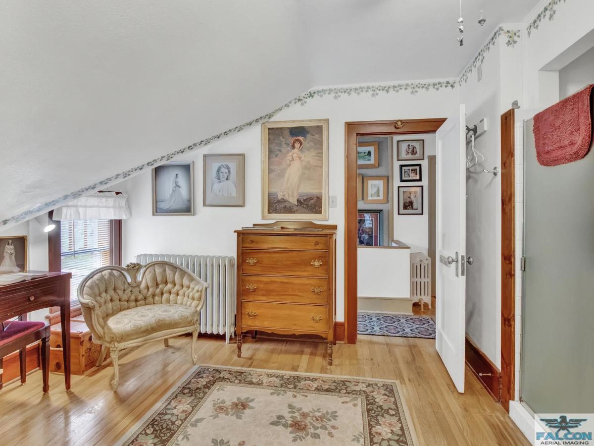 Robins Nest Bed & Breakfast Cody Dış mekan fotoğraf